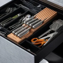 Fiskars All Steel puinen veitsiteline vetolaatikkoon