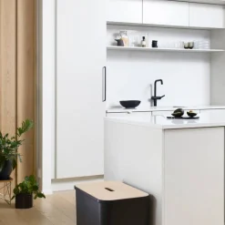 Smartstore Collect lajitteluastia vanerikannella 76 L musta
