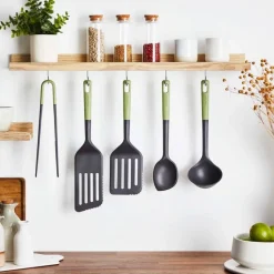 Tefal paistolasta leikkuureunalla Essential 2in1