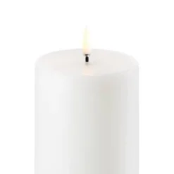 Uyuni LED pöytäkynttilä 7,8x15 cm valkea smooth