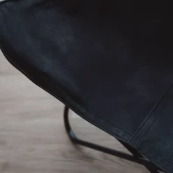 Varax Lepakkokangas 36A musta keinonahka
