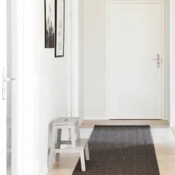 VM-Carpet Barrakuda 9371 antrasiitti, 80*200 cm, kantti 38